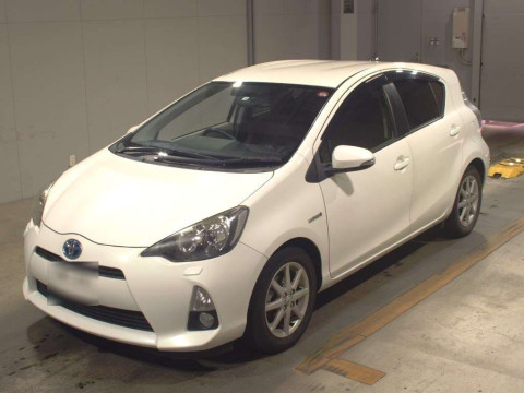 2012 Toyota Aqua NHP10[0]