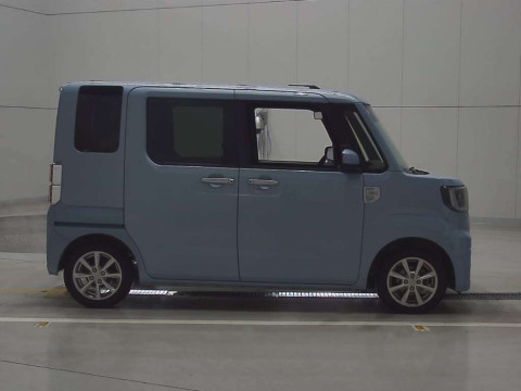 2019 Daihatsu Wake LA700S[2]