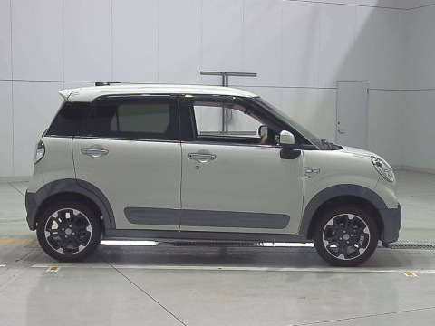 2016 Daihatsu Cast LA250S[2]