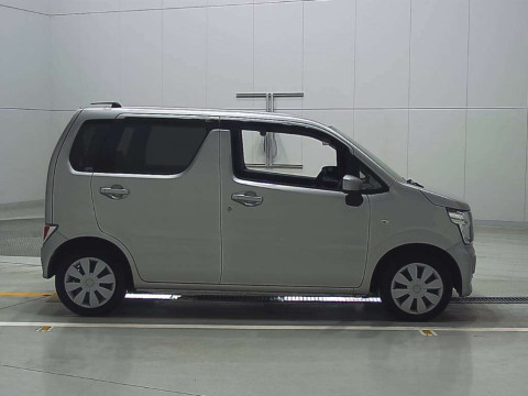 2020 Suzuki Wagon R MH85S[2]