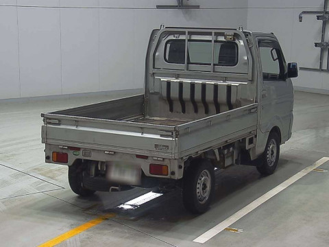 2015 Suzuki Carry Truck DA16T[1]