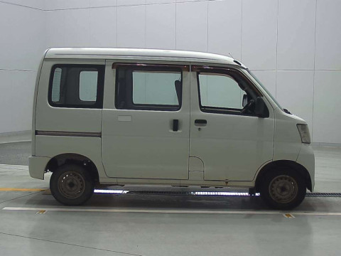 2014 Daihatsu Hijet Cargo S321V[2]