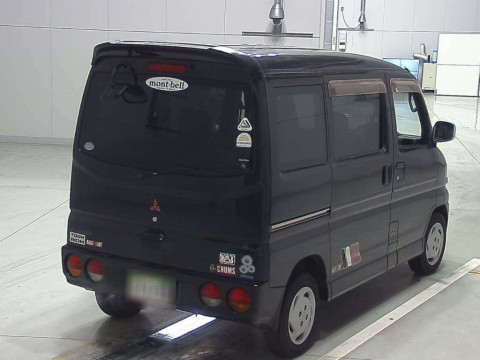 2005 Mitsubishi Town Box U61W[1]