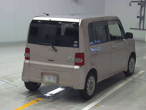 2010 Daihatsu Move Conte L575S[1]