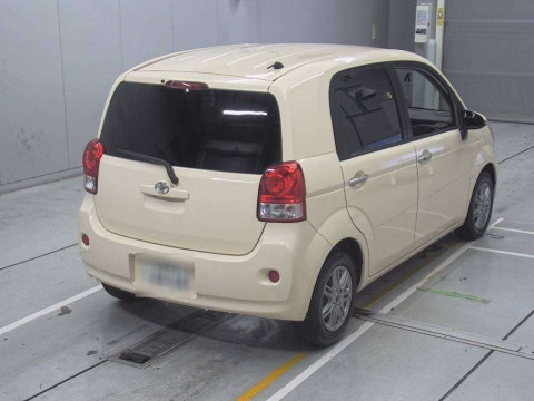 2012 Toyota Porte NCP141[1]