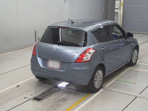 2014 Suzuki Swift ZC72S[1]