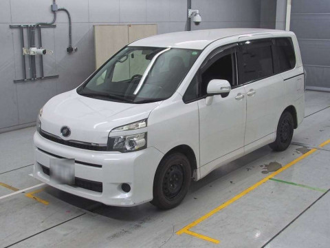 2013 Toyota Voxy ZRR70G[0]