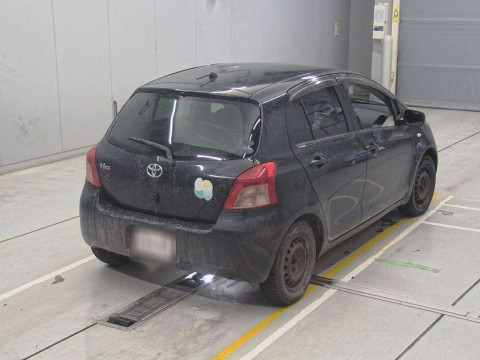 2006 Toyota Vitz SCP90[1]