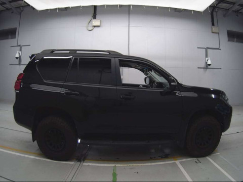 2019 Toyota Land Cruiser Prado GDJ150W[2]