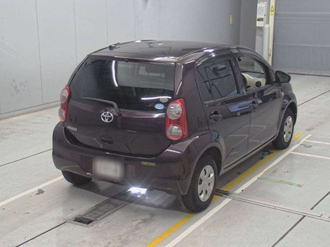 2010 Toyota Passo KGC30[1]