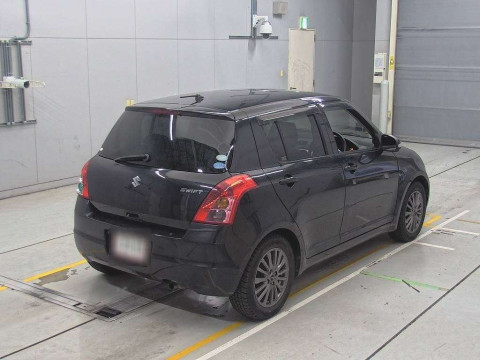 2010 Suzuki Swift ZC71S[1]