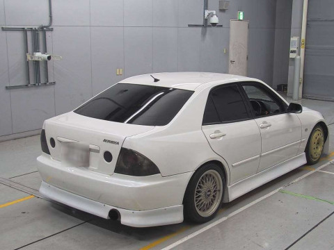 2002 Toyota Altezza SXE10[1]