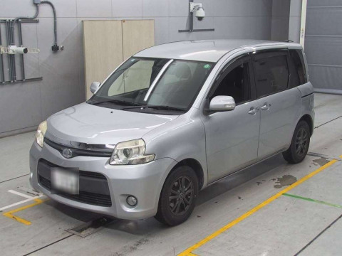 2012 Toyota Sienta NCP81G[0]