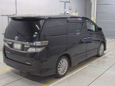 2013 Toyota Vellfire ANH20W[1]