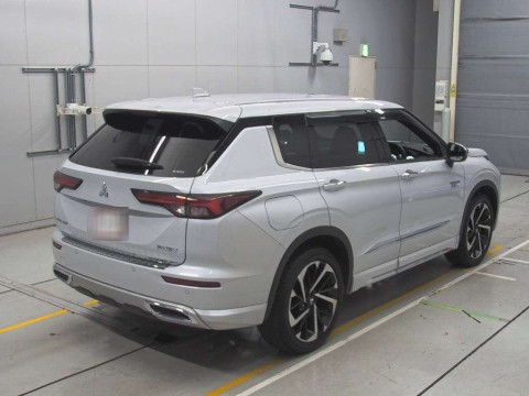 2022 Mitsubishi Outlander PHEV GN0W[1]