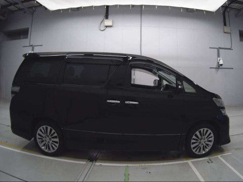 2012 Toyota Vellfire ANH20W[2]