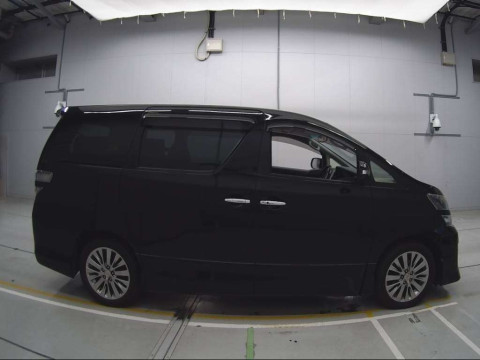 2014 Toyota Vellfire ANH20W[2]