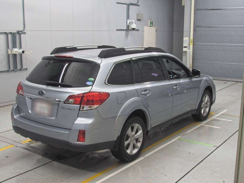 2013 Subaru Legacy Outback BRM[1]