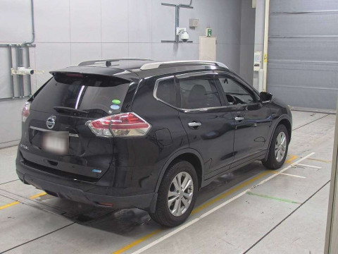 2015 Nissan X-Trail NT32[1]