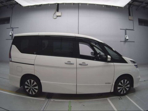 2018 Nissan Serena GFC27[2]