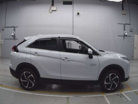 2022 Mitsubishi Eclipse Cross PHEV GL3W[2]