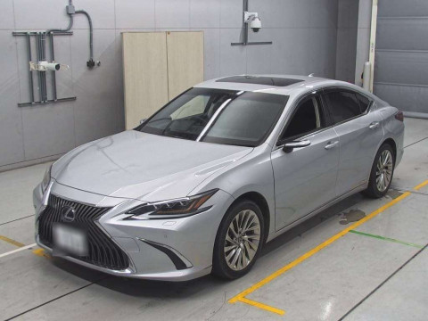 2019 Lexus ES AXZH10[0]