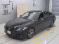 2019 Toyota Crown Hybrid