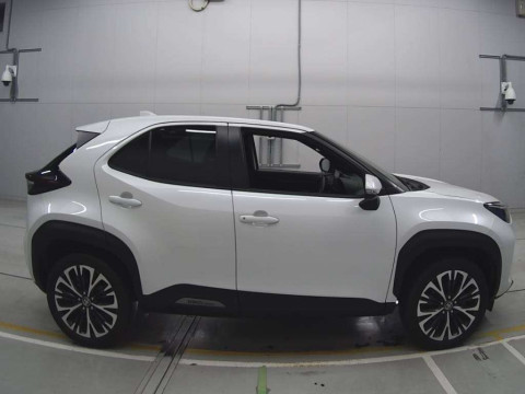 2023 Toyota YARIS CROSS MXPB10[2]