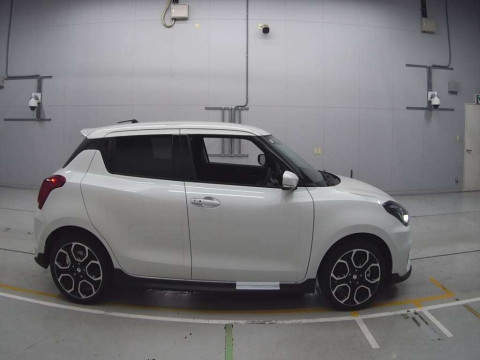 2024 Suzuki Swift Sport ZC33S[2]