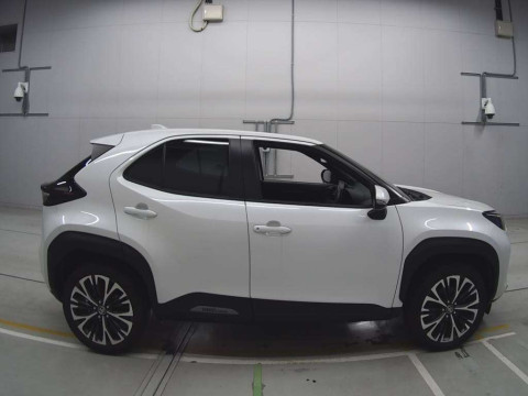 2023 Toyota YARIS CROSS MXPB10[2]