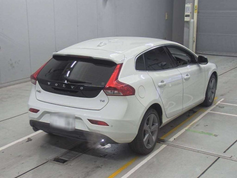 2014 Volvo V40 MB4164T[1]