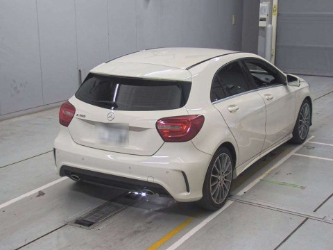 2015 Mercedes Benz A-Class 176042[1]