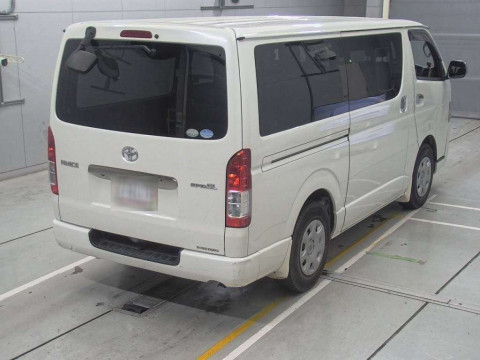 2015 Toyota Hiace Van KDH201V[1]