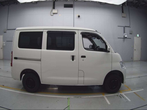 2023 Toyota Townace Van S403M[2]