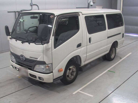 2013 Hino DUTRO ROUTE VAN XZC605Y[0]