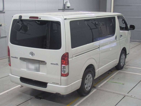 2018 Toyota Regiusace Van TRH200V[1]