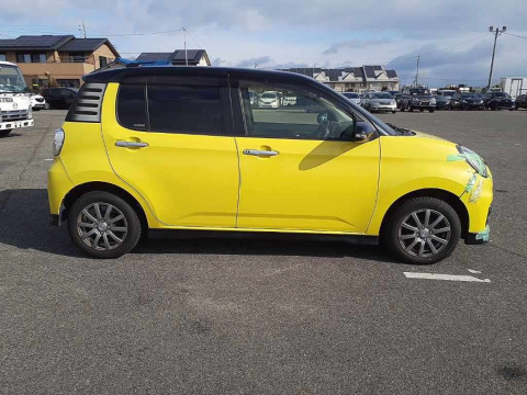 2016 Daihatsu Boon M700S[2]