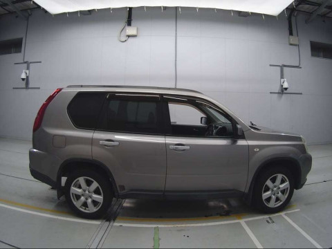 2010 Nissan X-Trail NT31[2]