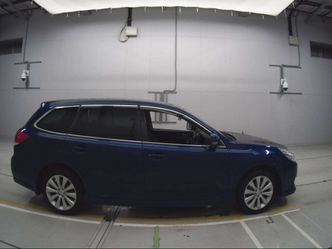 2011 Subaru Legacy Touring Wagon BR9[2]