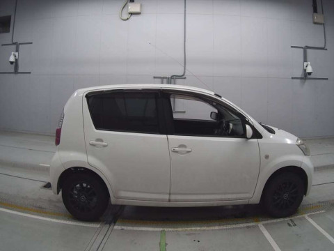 2009 Toyota Passo KGC10[2]