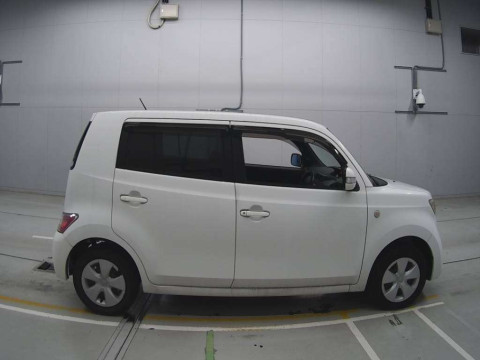 2006 Toyota bB QNC20[2]