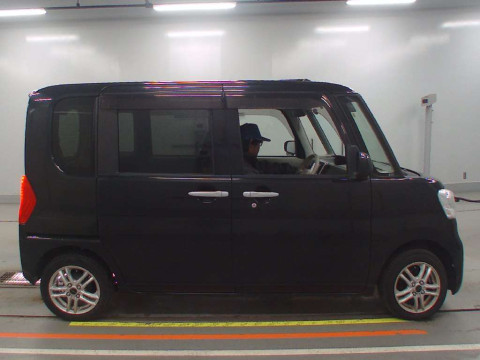 2017 Daihatsu Tanto LA610S[2]