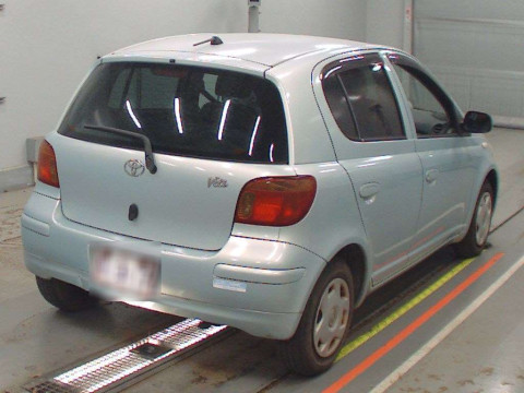 2004 Toyota Vitz SCP10[1]