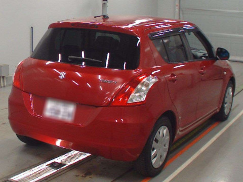 2011 Suzuki Swift ZC72S[1]