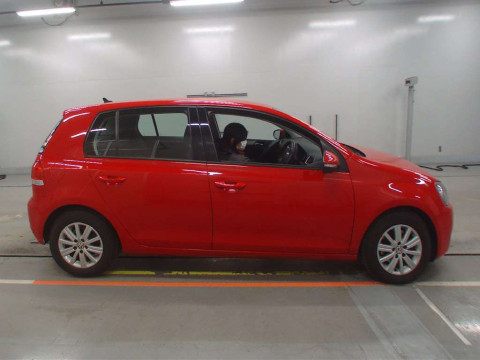 2012 Volkswagen Golf 1KCBZ[2]