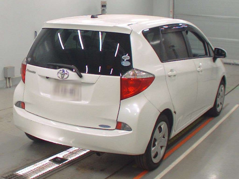 2011 Toyota Ractis NSP120[1]