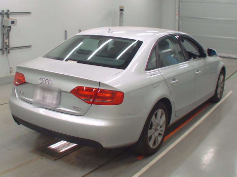 2009 Audi A4 8KCDNF[1]