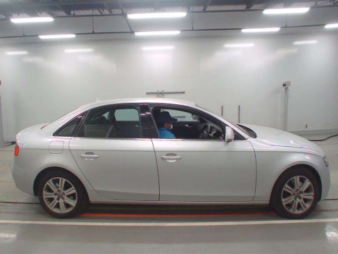 2009 Audi A4 8KCDNF[2]