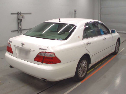 2006 Toyota Crown GRS182[1]