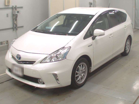 2013 Toyota Prius alpha ZVW41W[0]